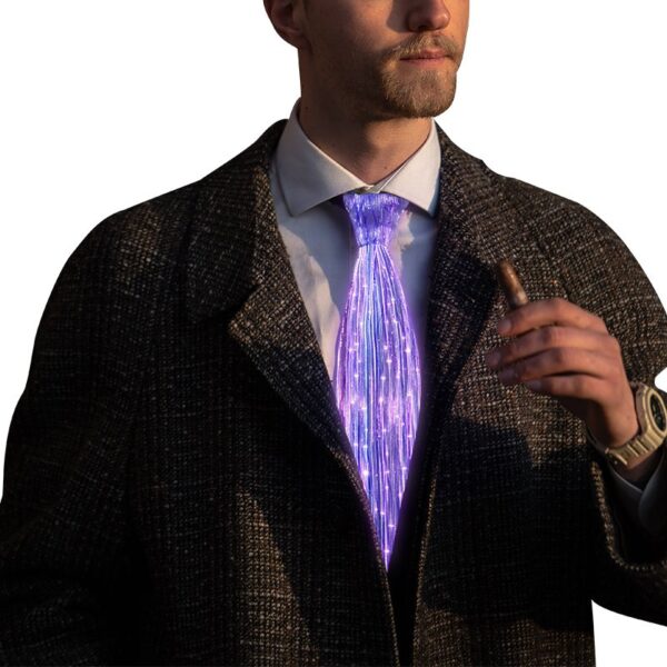 Light Up Christmas Tie: Illuminate Your Festive Spirit with These Cool Ties - Lumisonata - 图片 2