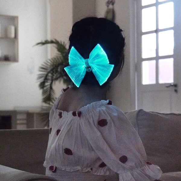 Pearl Hair Clip, Light Up Butterfly Hair Clip: Stylish and Unique Hair Accessory - Lumisonata - Imagen 4
